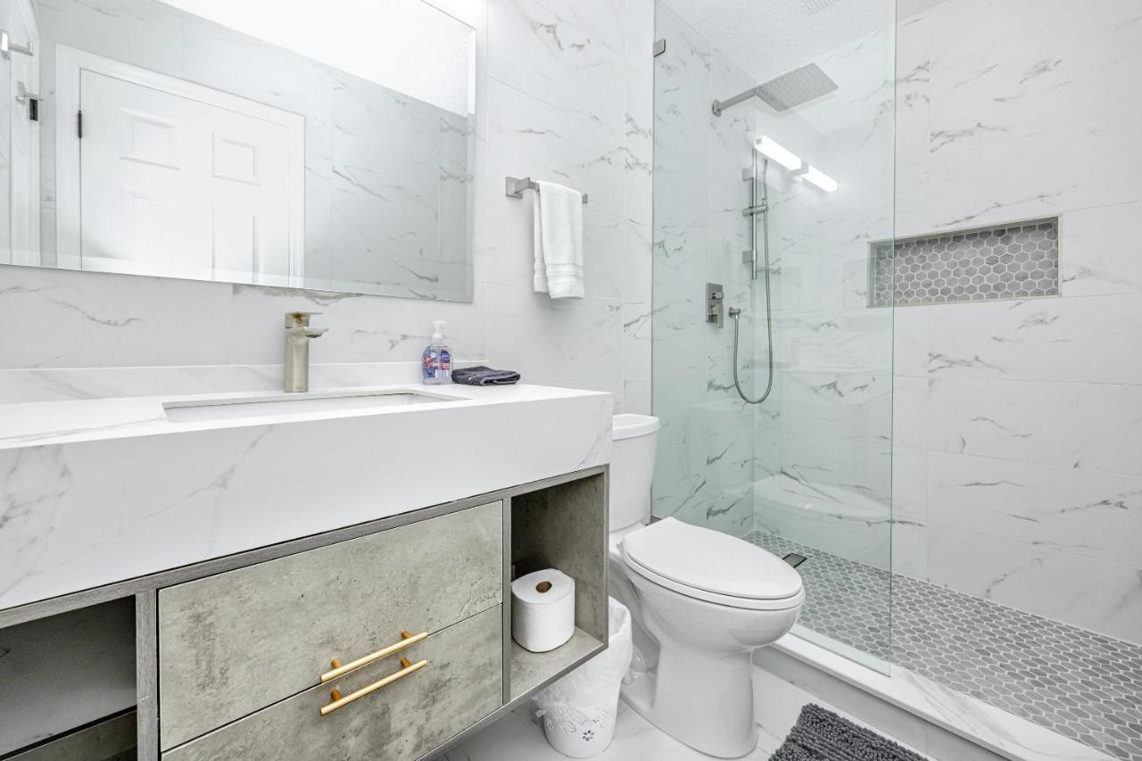 Palm Harbor Paradise - Lovely Home With Pool & Hot Tub Bagian luar foto